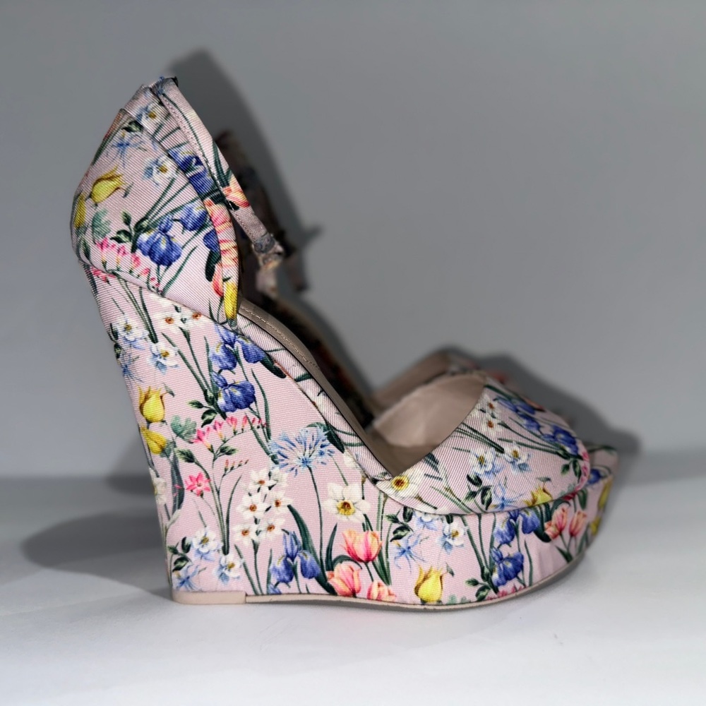 ALDO Spring Flower wedge, platform peep toe heel